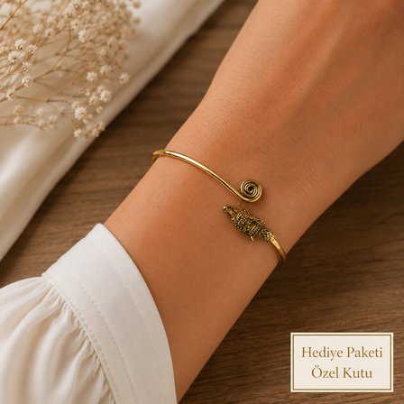 Ejderha Figürlü Spiral Gold Renk Kadın Bileklik – Otantik & Şık Tasarım