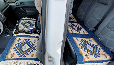 Reversible Oto Koltuk Kilim Seti • 3 Parça • Makine Dokuma • Akrilik & Polyester • Saçaklı