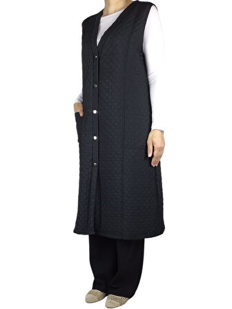 KADIN ÖNÜ DÜĞMELİ ÜSTTEN CEPLİ BÜYÜK BEDEN KAPİTONE YELEK