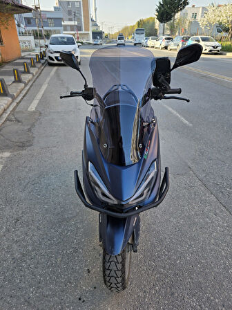 MOTOCAM RKS Newlight PRO Siperlik Ön Cam 2023-2025 Model 58cm açık füme Renkli 4mm ORİJİNAL BOYLU