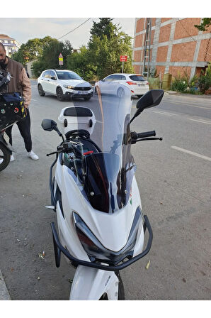 MOTOCAM RKS Newlight PRO Siperlik Ön Cam 2023-2025 Model 68cm açık füme Renkli 4mm ORTA BOYLU