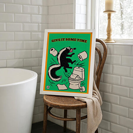 Komik Kokarca Banyo Posteri: Tuhaf Tuvalet Mizahı Tuvalet Sanatı ( & )