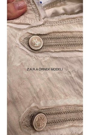 Z.A.R.A Özel Tasarım Askeri Arma Detaylı Büyük Boy Düğme - Kabartmalı Metal Ceket Düğmesi (2.5 cm)