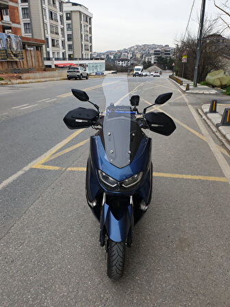 MOTOCAM Yamaha Nmax Siperlik Ön Cam 2021-2025 Model 72cm Şeffaf Renkli 4mm UZUN CAM