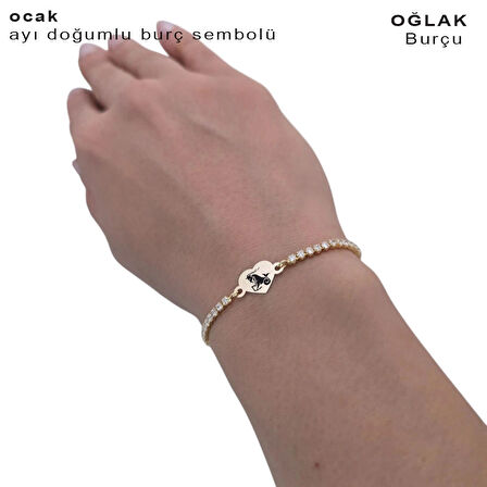Yeni Başlangıçları Temsil Eden Kalp Motifli Kırmızı Taşlı 14 Ayar Altın Plakalı Ocak Bilekliği