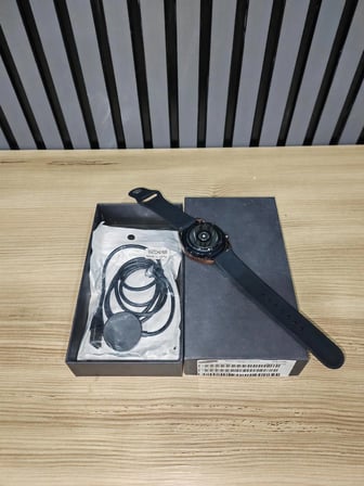 Samsung Galaxy Watch 3 41 mm SM-R850NZ Akıllı Saat TEŞHİR 