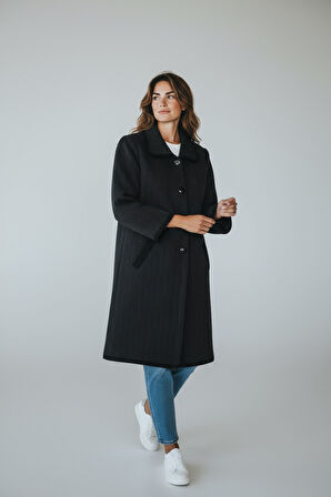 KADIN ÖNÜ DÜĞMELİ CEPLİ YAKALI KALIN TRİKO HIRKA