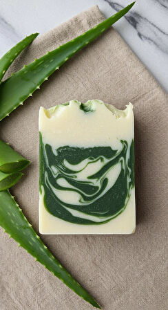 ALOE VERA YAĞLI EL YAPIMI SABUN NEMLENDİRİCİ YATIŞTIRICI ETKİLİ Soğuk İşlem Bitkisel İçerikli 100