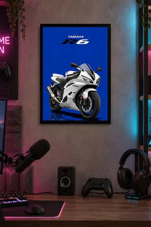Beyaz Sportif Motosiklet Desenli Dekoratif MDF Tablo, Çerçeve Görünümlü Ahşap Poster