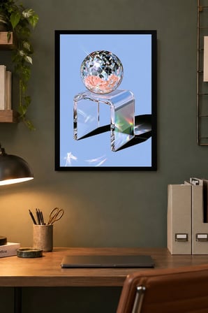 Kristal Küre ve Şeffaf Sandalye Desenli Dekoratif MDF Tablo, Çerçeve Görünümlü Ahşap Poster
