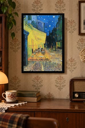 Gece Kafe Sokağı Desenli Dekoratif MDF Tablo, Çerçeve Görünümlü Ahşap Poster