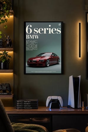 Kırmızı Otomobil Afişi Desenli Dekoratif MDF Tablo, Çerçeve Görünümlü Ahşap Poster