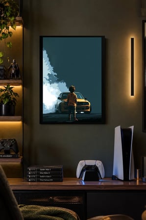 Sarı Otomobil ve Sisli Ufuk Desenli Dekoratif MDF Tablo, Çerçeve Görünümlü Ahşap Poster