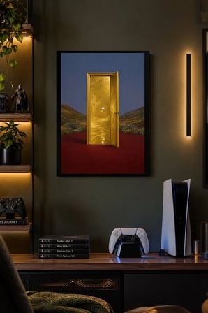 Altın Kapı ve Dağ Manzarası Desenli Dekoratif MDF Tablo, Çerçeve Görünümlü Ahşap Poster