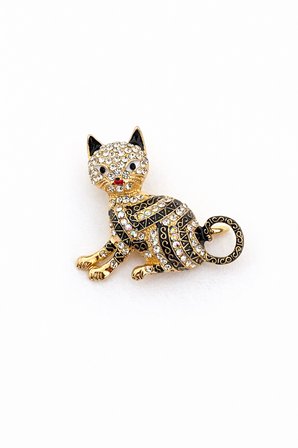 Taşlı Kedi Figürlü Gold Metal Broş – Işıltılı Desenli Tasarım