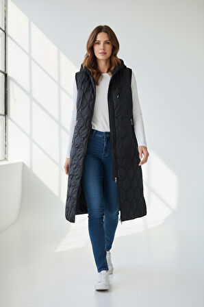 KADIN ÖNÜ FERMUARLI YANLARDAN CEPLİ KAPÜŞONLU KAPİTONE YELEK