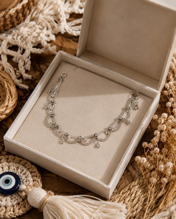 Luna Gümüş Renk Çok Katmanlı Zincir ve Sallantı Detaylı Kadın Halhal