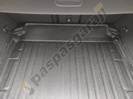 Paspasgaraji Volkswagen Passat B9 STW ALT Kademe Bagaj Havuzu, 2024-