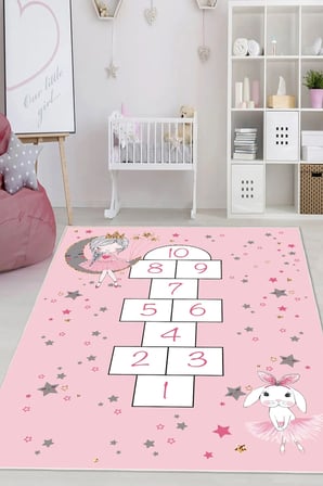 Pembe Seksek Desenli Baskılı Yıkanabilir Kaymaz Çocuk Odası Anaokulu Kreş Halısı Oyun Halısı