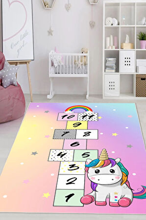 Dijital Baskılı Dekoratif Kaymaz Taban Yıkanabilir Unicorn Temalı Seksek Çocuk Halısı