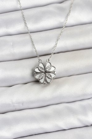 316L Çelik Zincir Gümüş Renk Açılır Yonca Model Kadın Kolye TJ-BKO11065