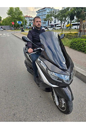 MOTOCAM Piaggio X10 Siperlik Ön Cam 2011-2017 Model 73cm Siyah Renkli 4mm
