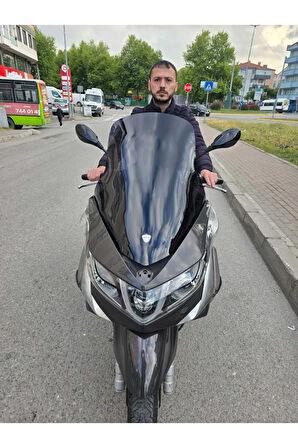 MOTOCAM Piaggio X10 Siperlik Ön Cam 2011-2017 Model 73cm Siyah Renkli 4mm