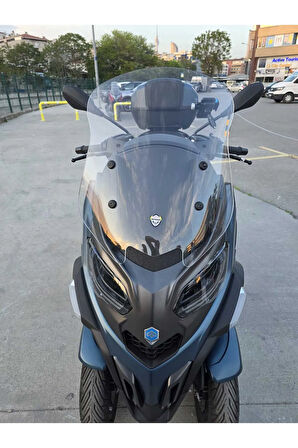 MOTOCAM Piaggio MP3 530 Siperlik Ön Cam 2023-2025 Model 60cm Şeffaf Renkli 4mm ORTA BOYLU