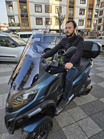 MOTOCAM Piaggio MP3 530 Siperlik Ön Cam 2023-2025 Model 72cm Füme Renkli 4mm UZUN CAM