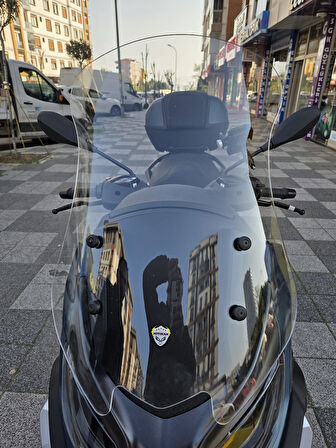 MOTOCAM Piaggio MP3 530 Siperlik Ön Cam 2023-2025 Model 72cm Şeffaf Renkli 4mm UZUN CAM