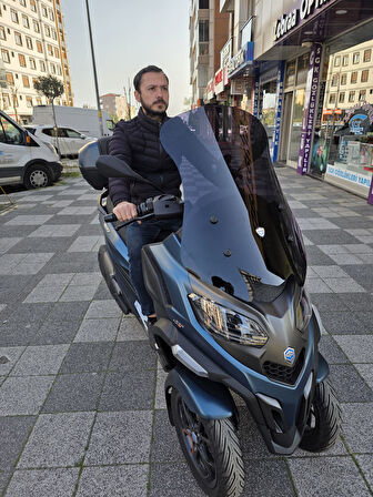 MOTOCAM Piaggio MP3 530 Siperlik Ön Cam 2023-2025 Model 72cm Siyah Renkli 4mm UZUN CAM