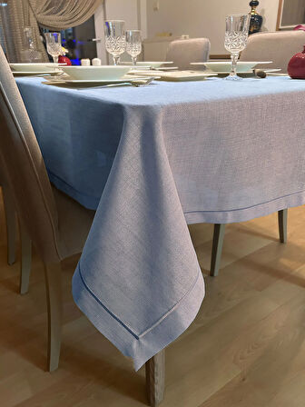 Çeyizlik Piko Sarma Detaylı Dertsiz Masa Örtüsü Simli Gümüş