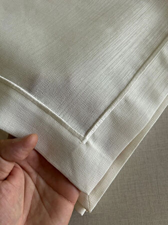 Çeyizlik Piko Sarma Detaylı Dertsiz Masa Örtüsü Simsiz Krem