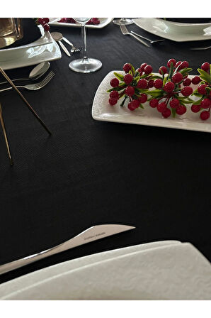 Çeyizlik Piko Sarma Gold Detaylı Dertsiz Masa Örtüsü Simsiz Siyah