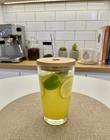 Berina Home Doğal Ahşap Kapaklı Cam Pipetli Bardak – 425 Cc, Büyük Boy, Smoothie, Soğuk Kahve ve Meyve Suyu, Limonata Bardağı