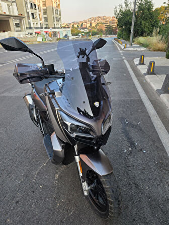 MOTOCAM RKS Reale 125 Siperlik Ön Cam 2023-2025 Model 55cm Füme Renkli 4mm KISA SPOR CAM