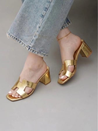 Moopimoda Kadın Gold Metalik H Bantlı Küt Burun Blok Topuklu Terlik