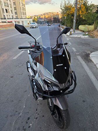 MOTOCAM Mondial Ressivo 250 Siperlik Ön Cam 2023-2025 Model 78cm Füme Renkli 4mm