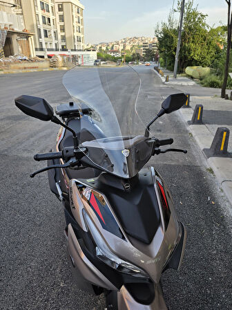 MOTOCAM Revolt RSX3 Siperlik Ön Cam 2022-2025 Model 54cm Şeffaf Renkli SPORTİF