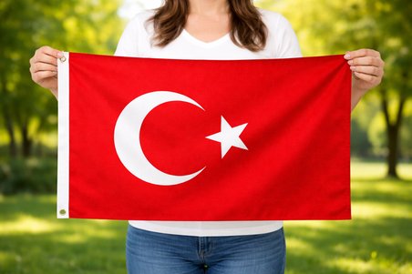 40x60 cm Türk Bayrağı – Alpaka Kumaş, Canlı Renk, Dış Mekana Dayanıklı Bayrak (1 Adet)