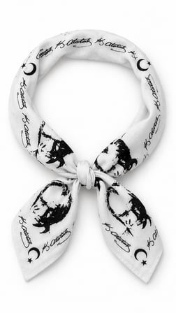 Atatürk Silüetli Ay Yıldız Beyaz %100 Pamuk 52x52 cm Fular Bandana (Okul, Etkinlik, Tören, Gösteri)