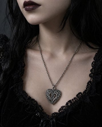 Gotik Kalp Desenli Metal Kolye Gümüş Renk Zincir Unisex Aksesuar