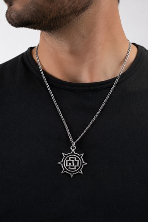 Rammstein Logolu Siyah Gümüş Renk Rock Metal Kolye Hediye Aksesuarı