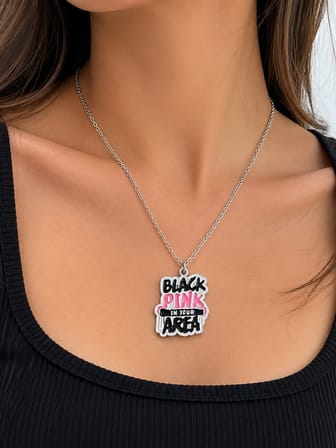 Blackpink In Your Area Yazılı Pembe Siyah Kadın Kolye Hediye Takı Aksesuar
