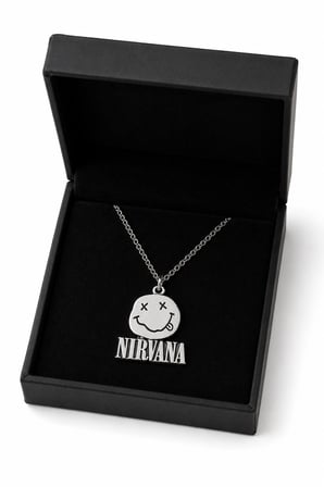 Nirvana Smiley Logolu Rock Müzik Kolyesi Hediye Aksesuar