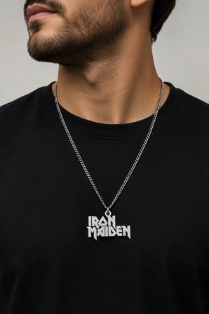 Iron Maiden Logo Tasarımlı Rock Metal Kolye Müzikseverlere Özel Hediye
