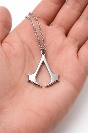 Assassin's Creed Sembol Kolye Gümüş Renk 60 cm Zincir Unisex Yetişkin