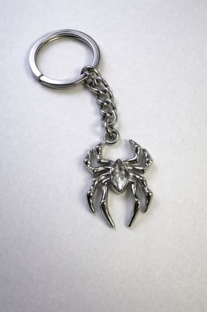 Gümüş Renk Metal Örümcek Figürlü Unisex Anahtarlık Kadın Erkek Aksesuar