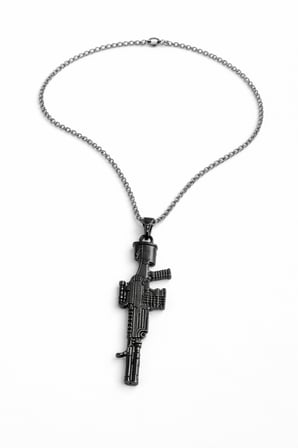 Gümüş Renk Metal Tüfek Figürlü Kolye 60 cm Zincir Unisex Tasarım