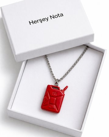 Kırmızı Benzin Bidonu Kolye 60 cm Zincir Unisex Metal Tasarım Aksesuar